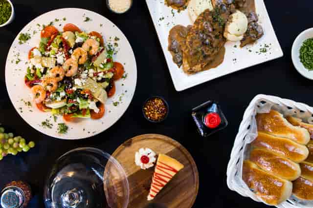 Pizza and Italian Dishes