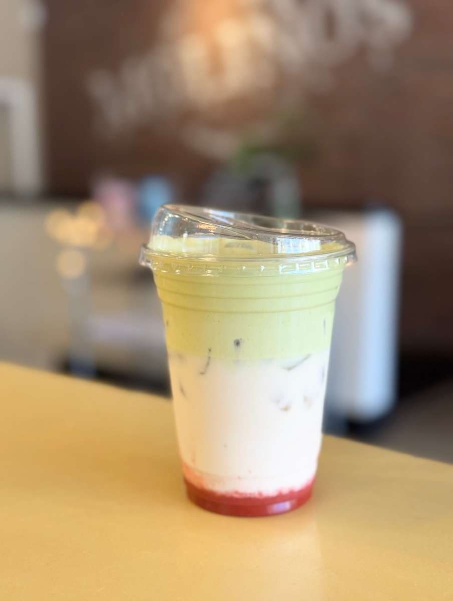 strawberry cloudy matcha