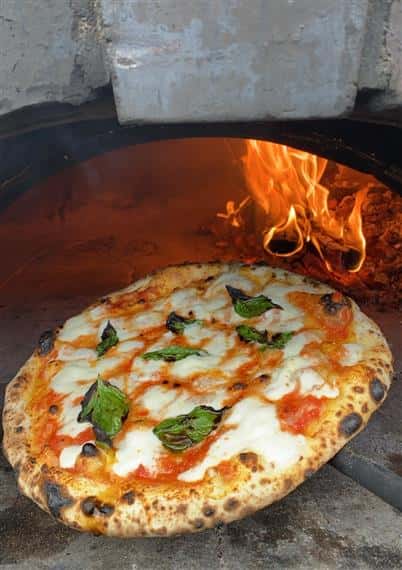 Wood Fired Margherita Pizza 