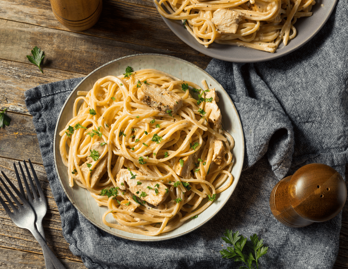 Fettuccine Alfredo