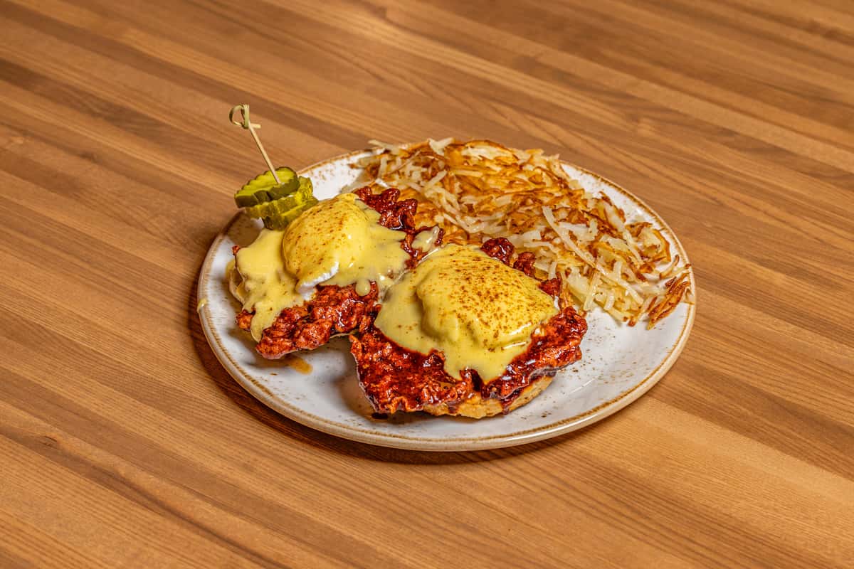 NASHVILLE HOT BENEDICT
