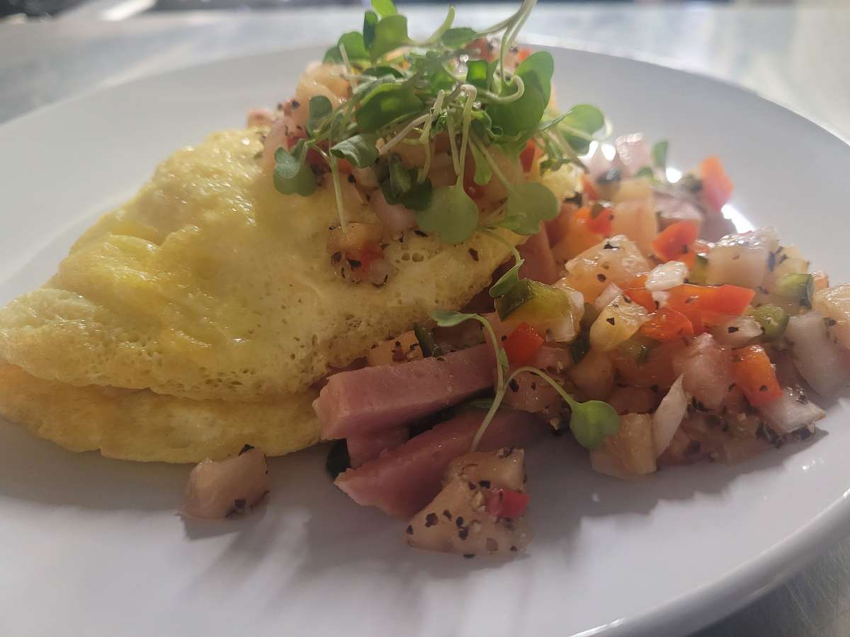 Hawaiian Omelet