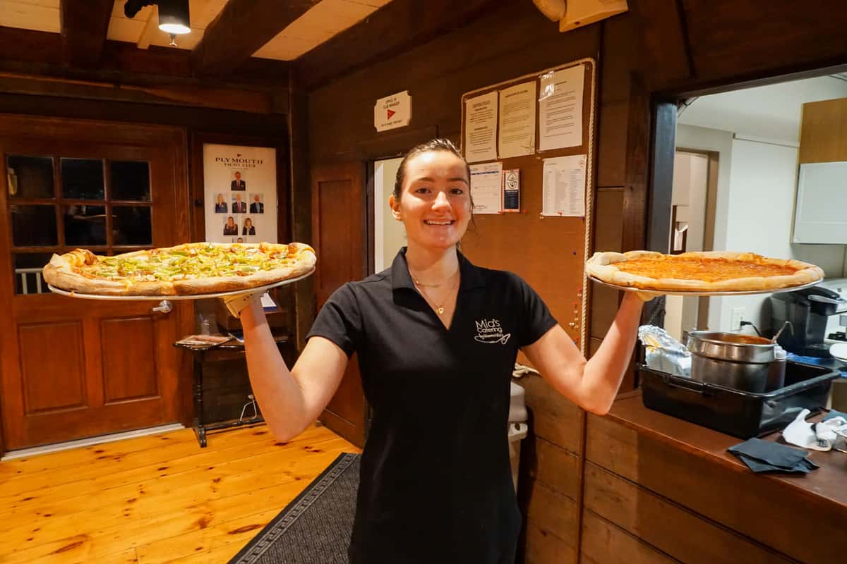 Server with Pizza
