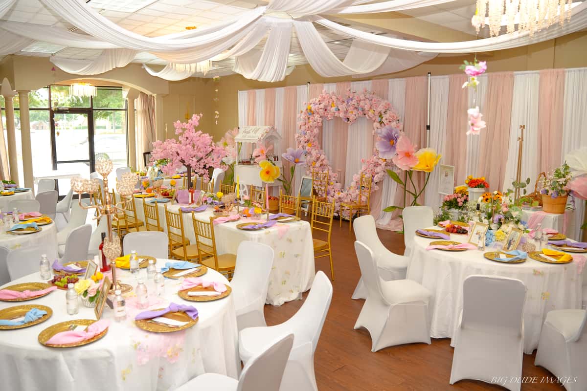 Gold Room Decor 1