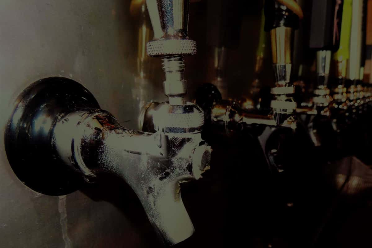 A picture of a draft spout.
