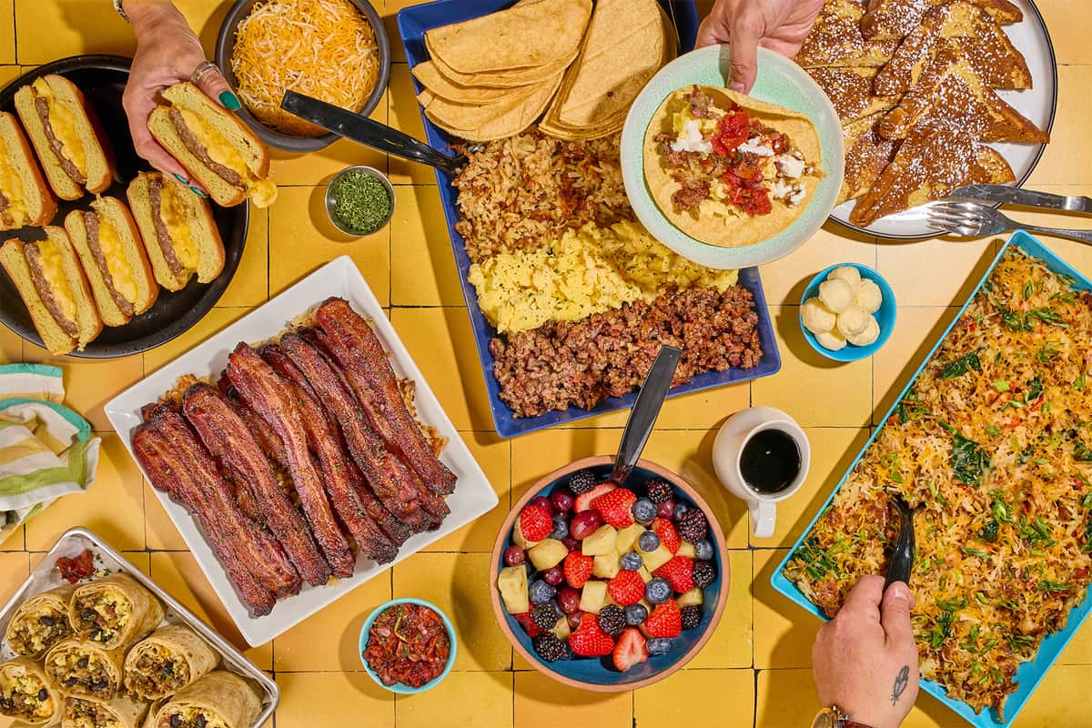 Snooze Table for 20 breakfast catering package with bacon, fresh berries and breakfast favorites