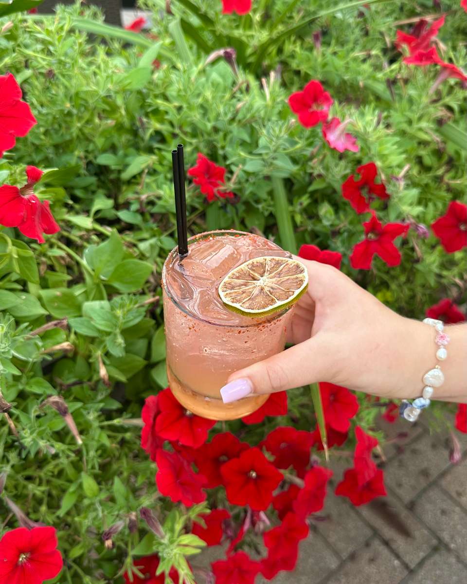 patio season at Bella Napoli