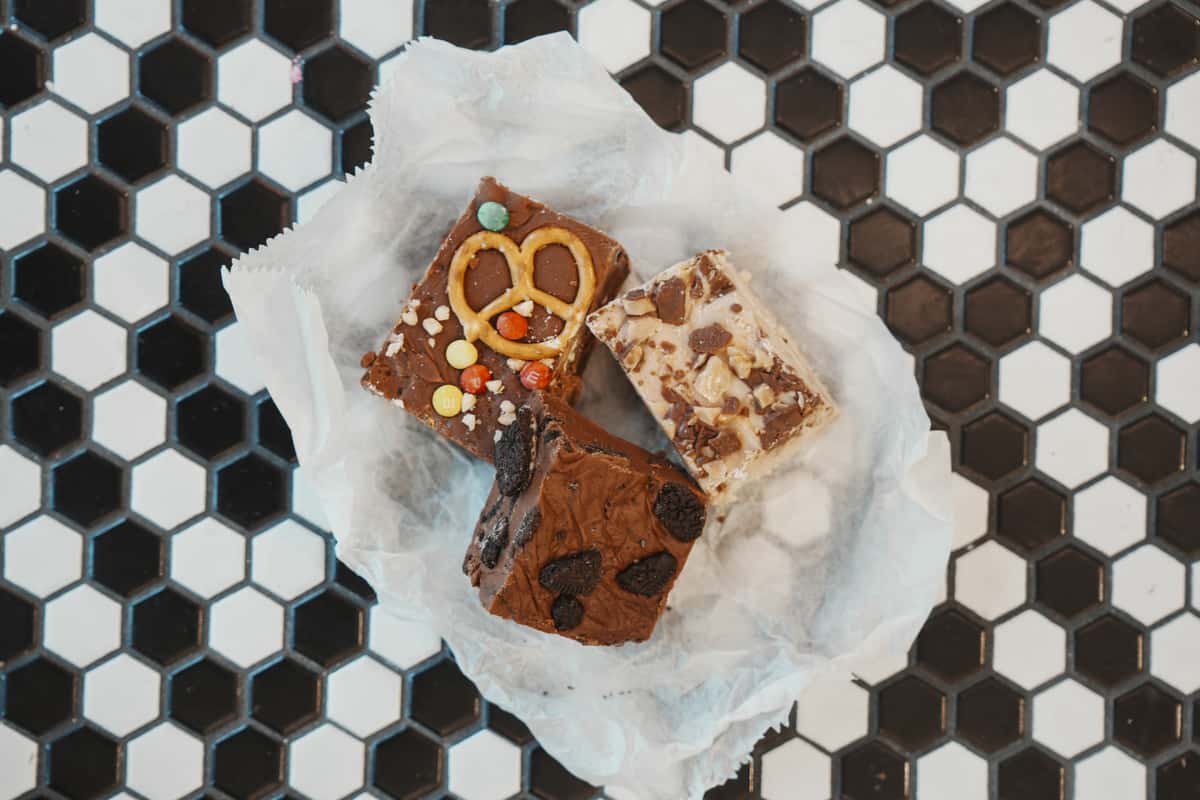 Dawson's Yogurt & Fudge