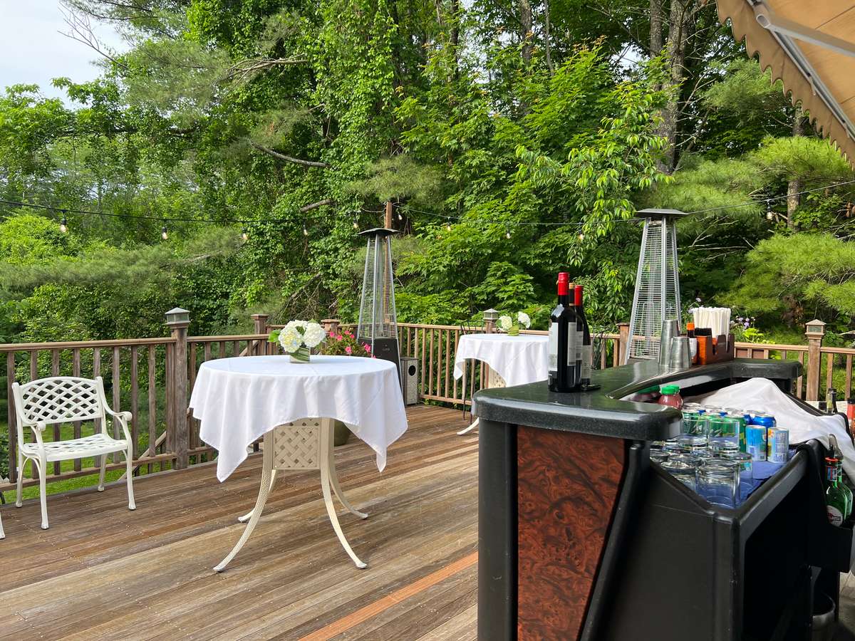 Deck Bar