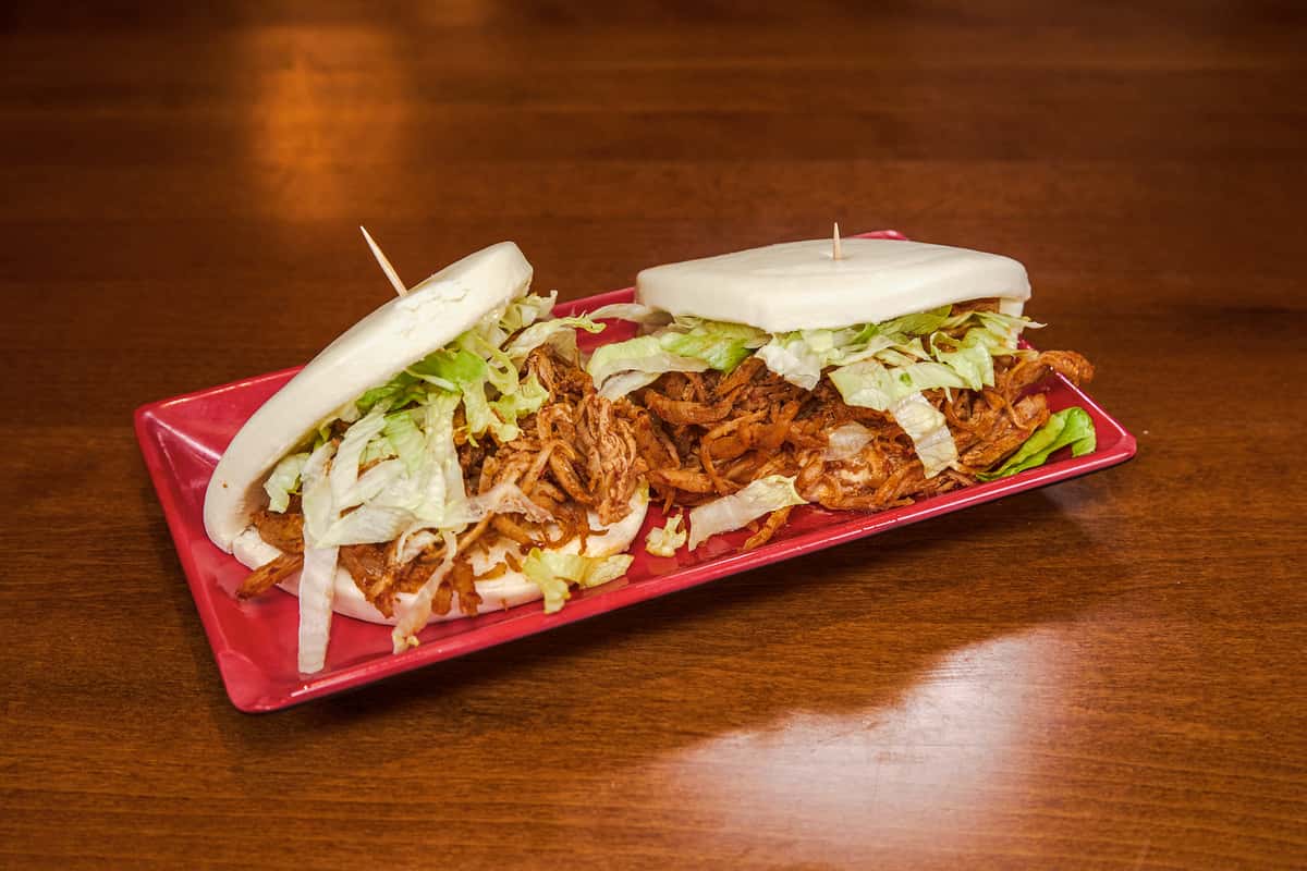 2 lotus bun | spicy shredded chicken | greens | kewpie mayo