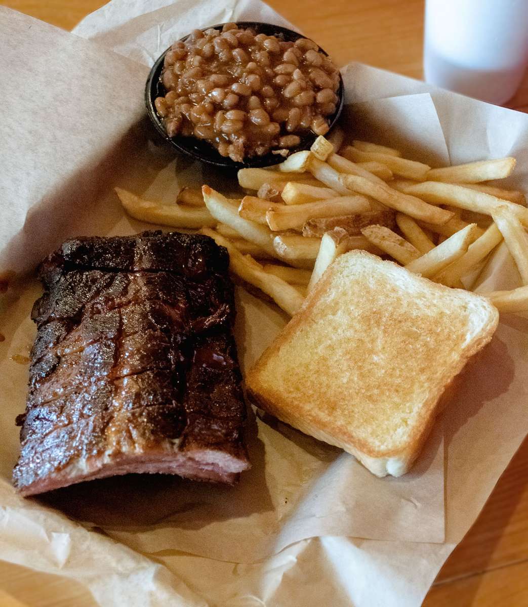 Half Rack (6 Bones) Rib Plate Bigun's Barbeque® Barbecue