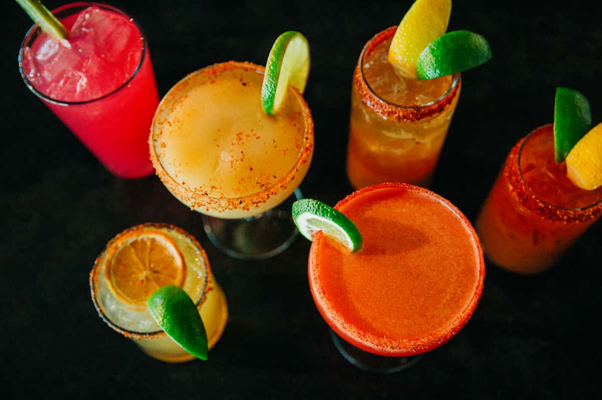 Handcrafted cocktails y margaritas at Seis Joesler & Oro Valley