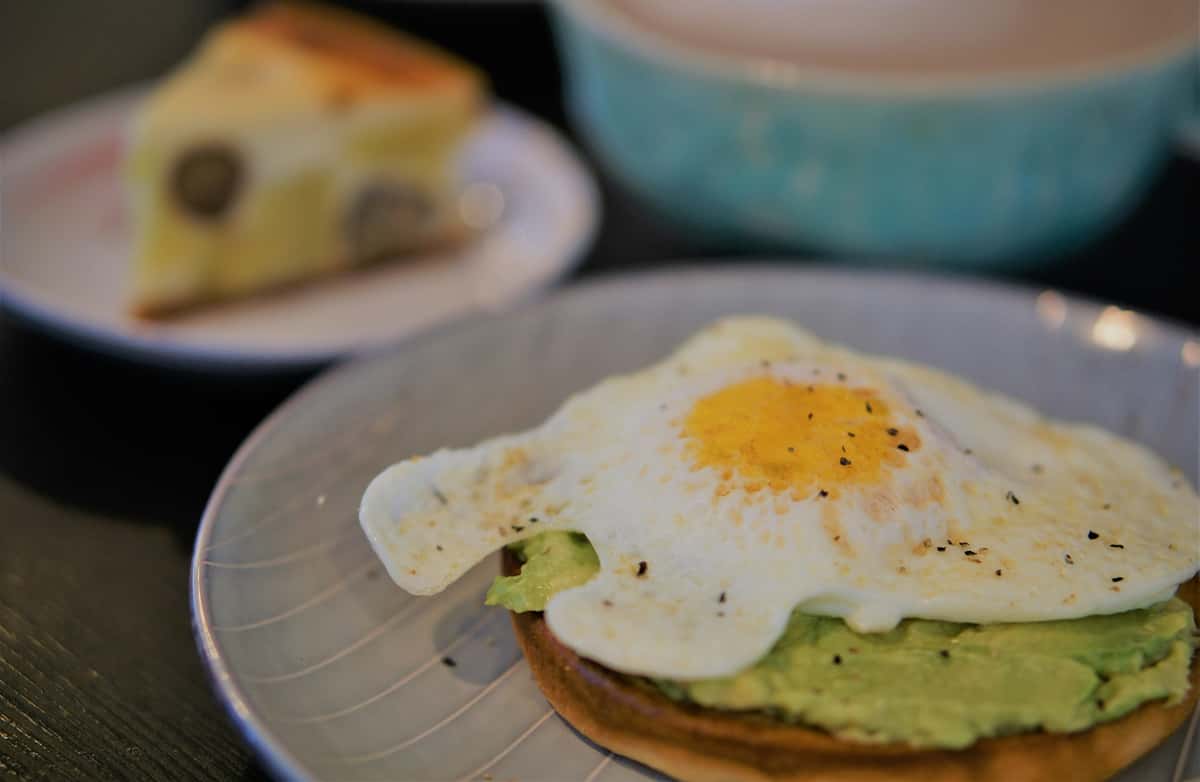 eggs on toast