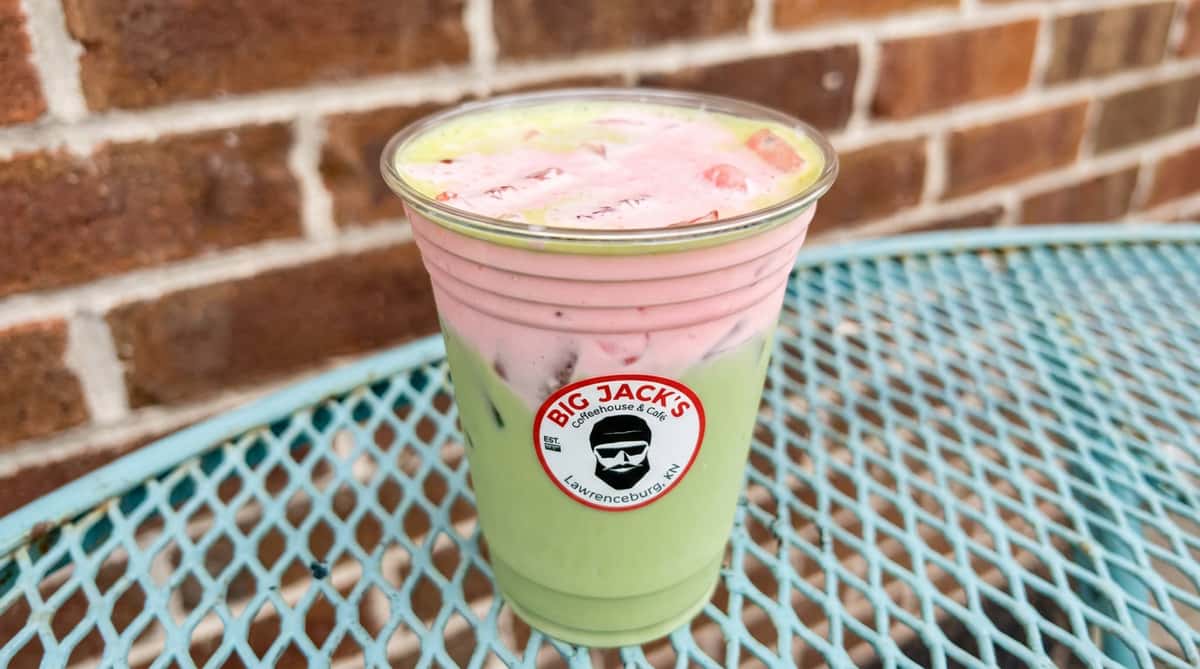 strawberry matcha latte