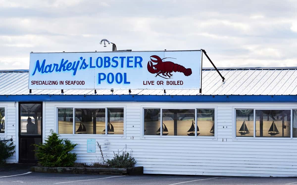 About Markey s Lobster Pool Restaurant In Seabrook NH