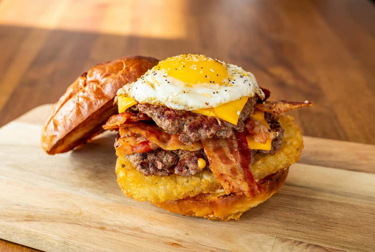 Burger with an egg on the patty
