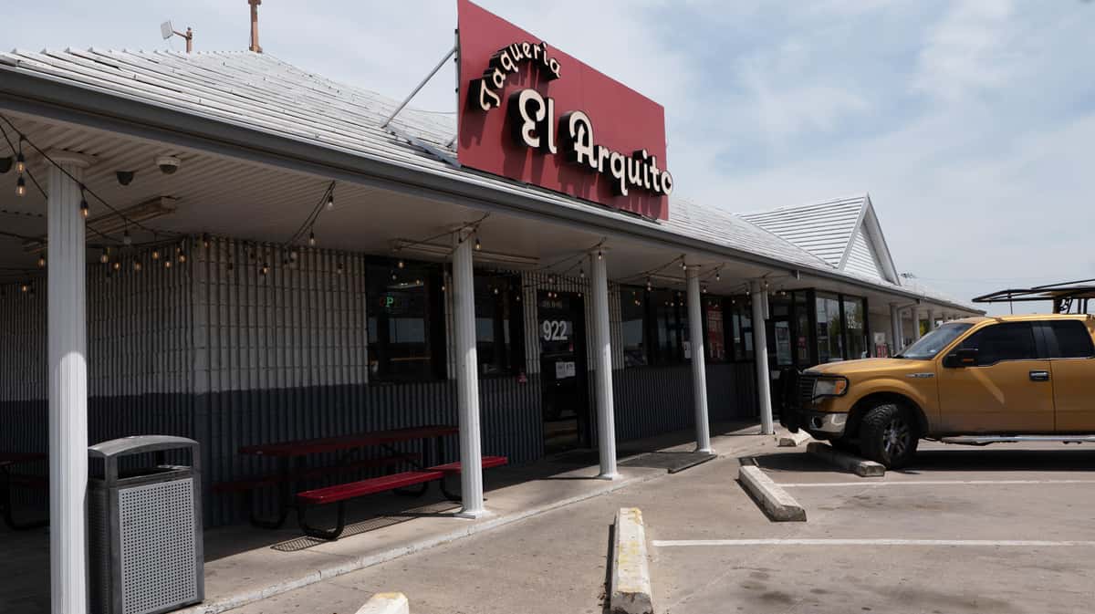 exterior of Royse City location