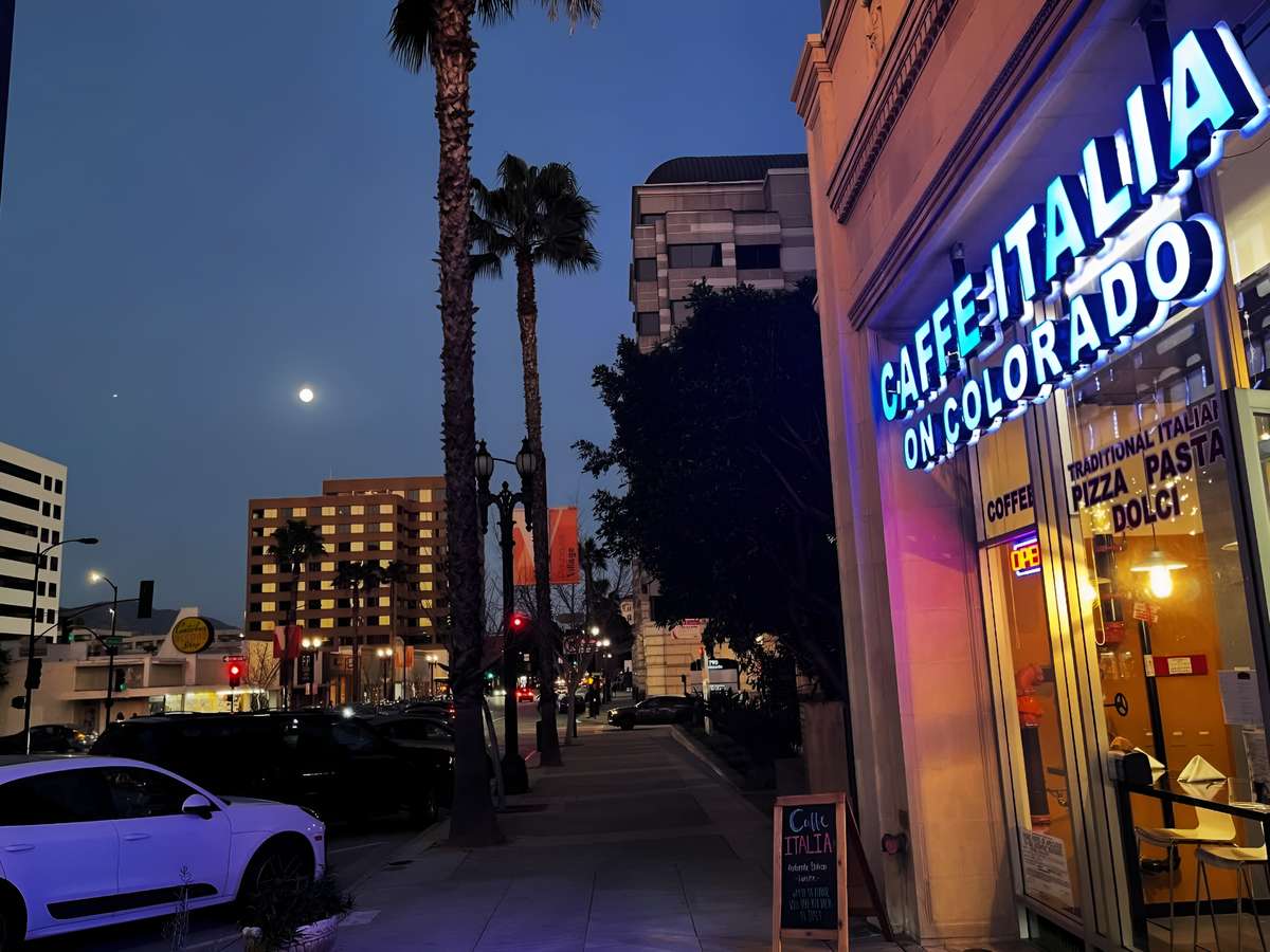 Exterior of Caffe Italia location