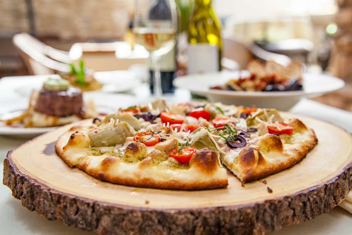 Mediterranean Pizza,Filet Mignon,Hazelnut Chicken,Pretzel Bites,Black Mussels