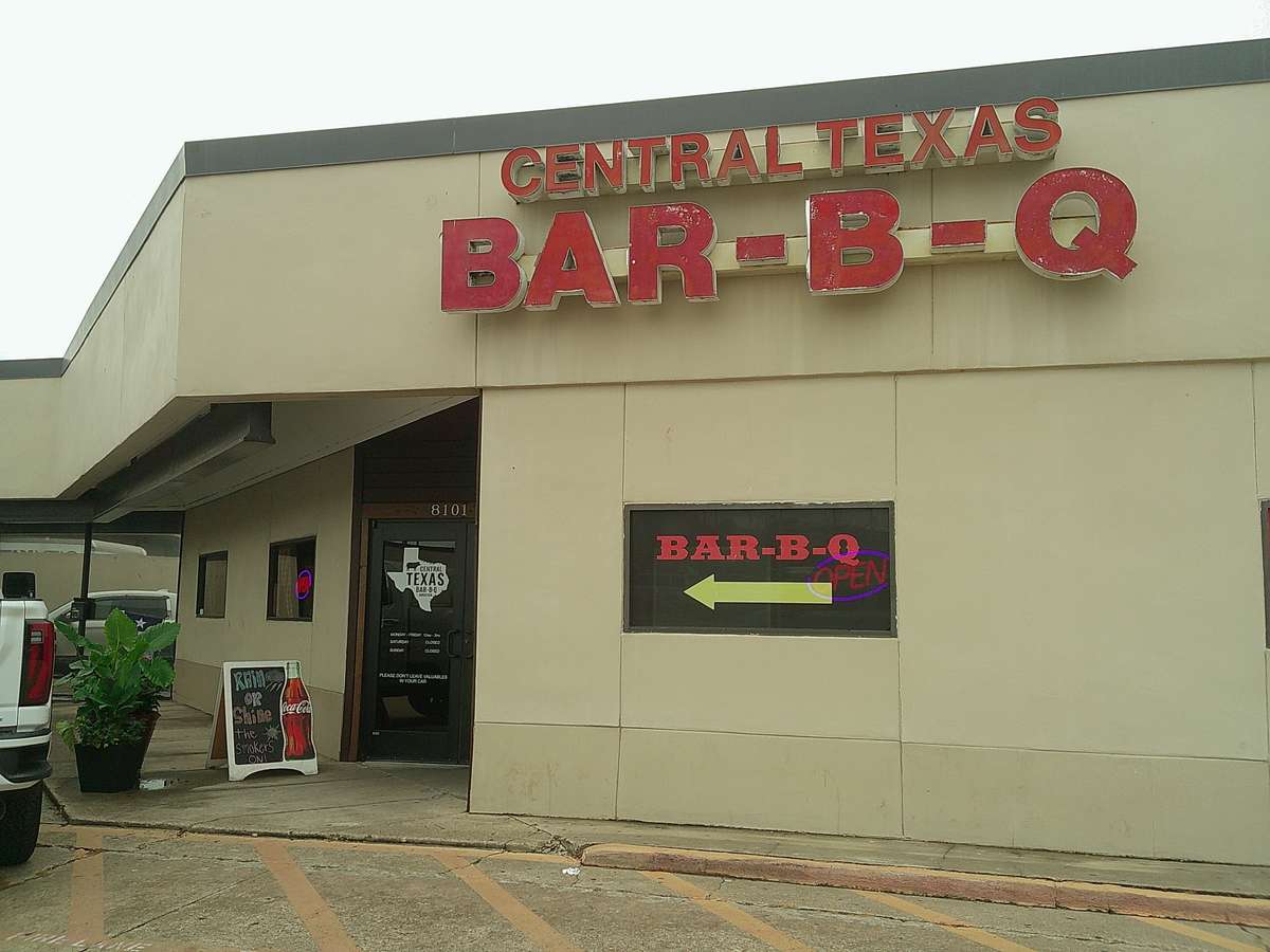 Outside CTBBQ Bar-B-Q