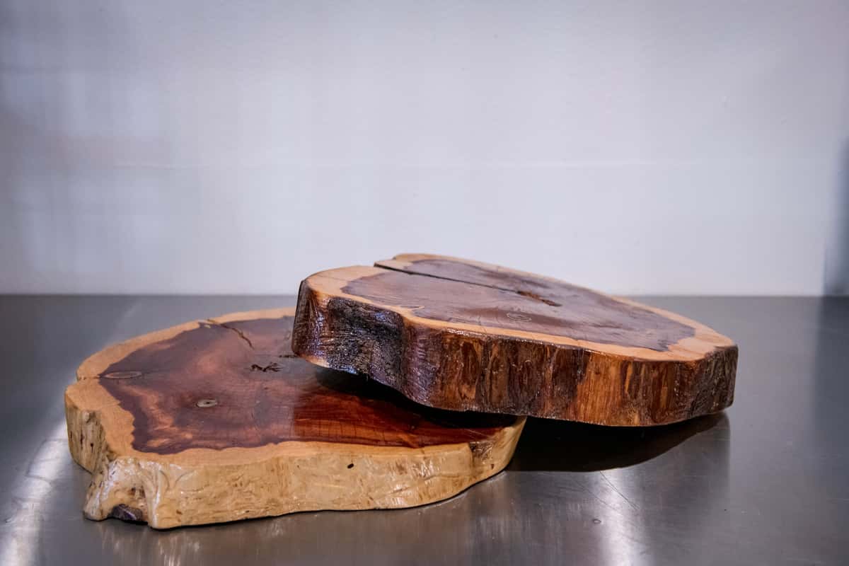 THICK WOOD SLICE STAND