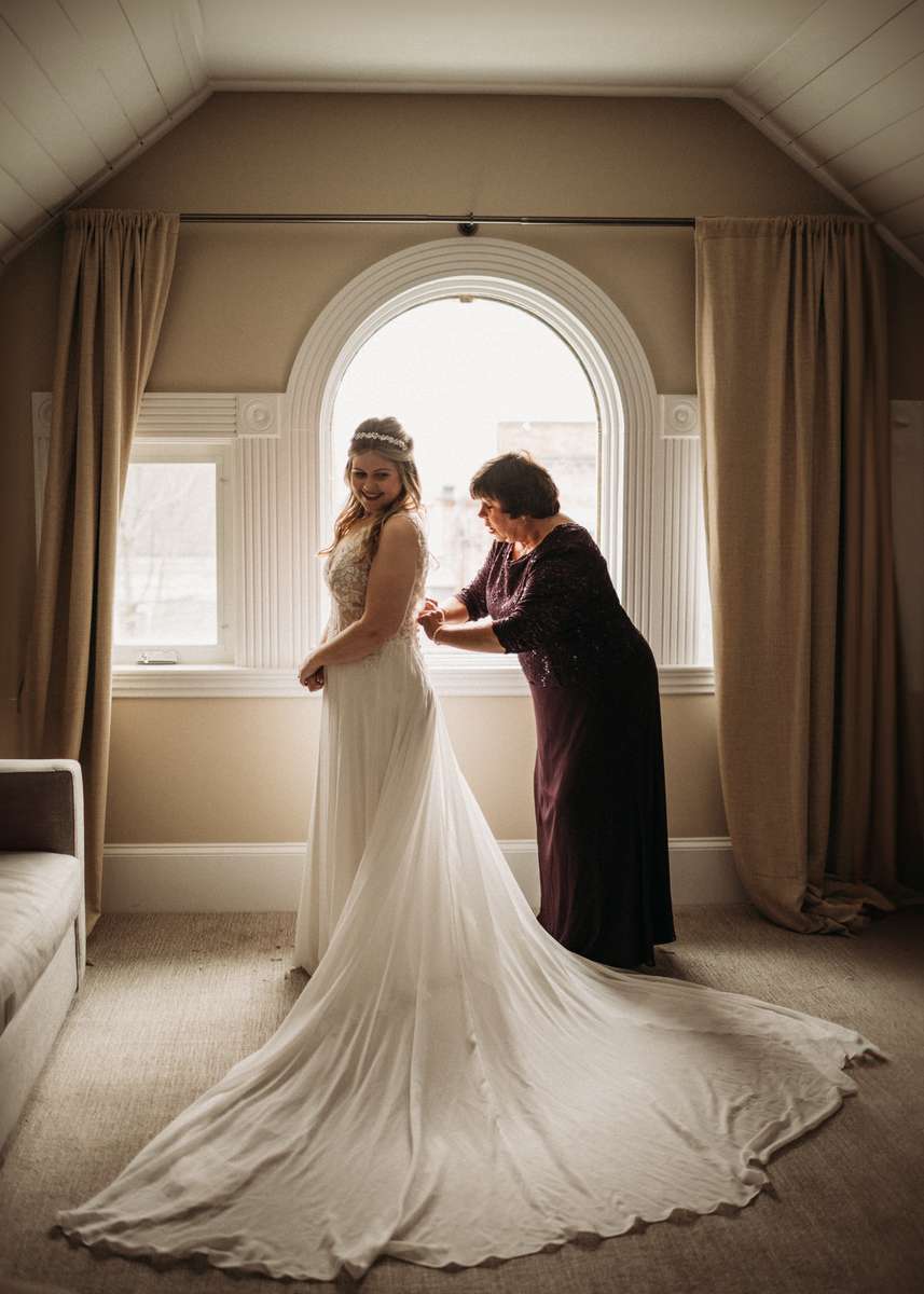 wedding bride and mother