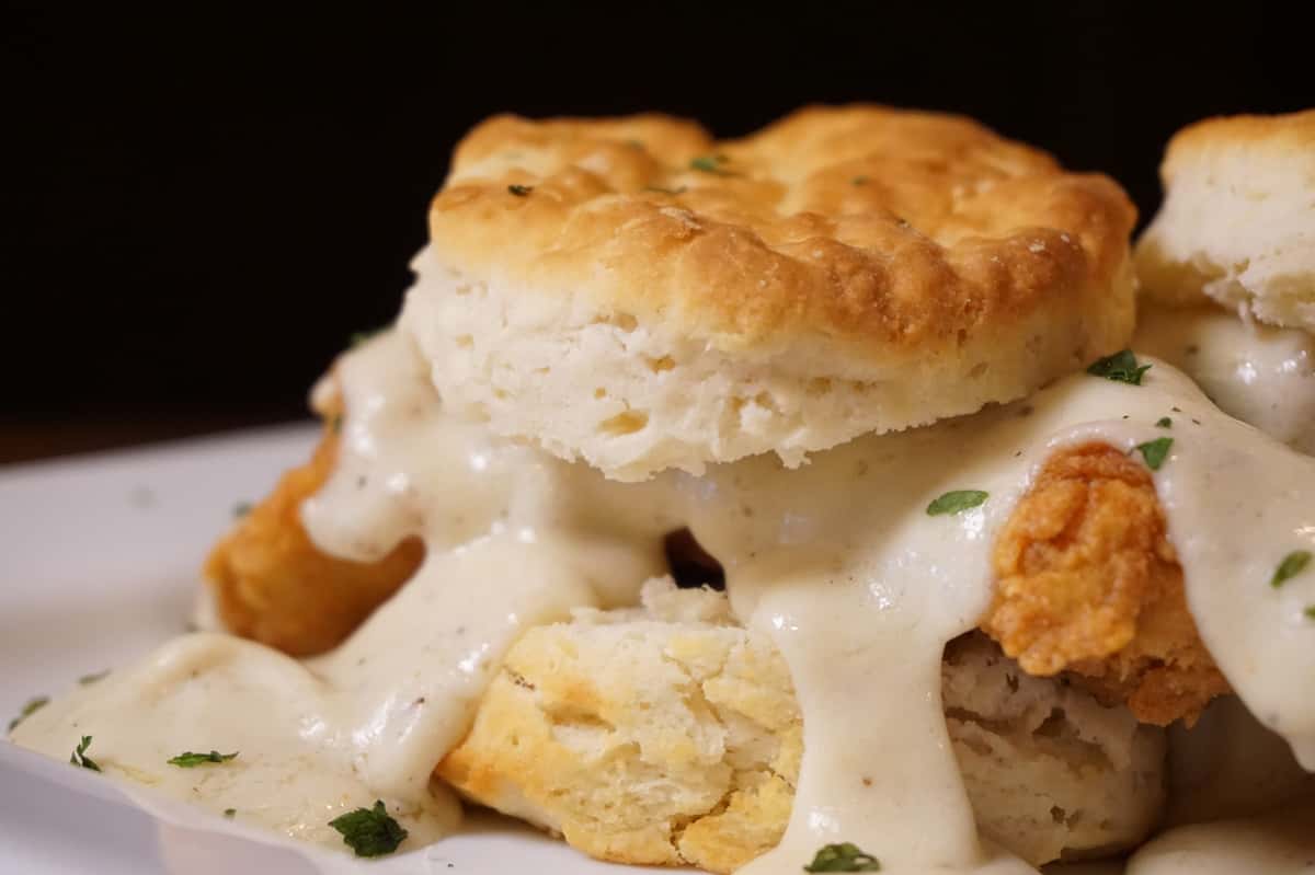 Southern Chicken N' Biscuits