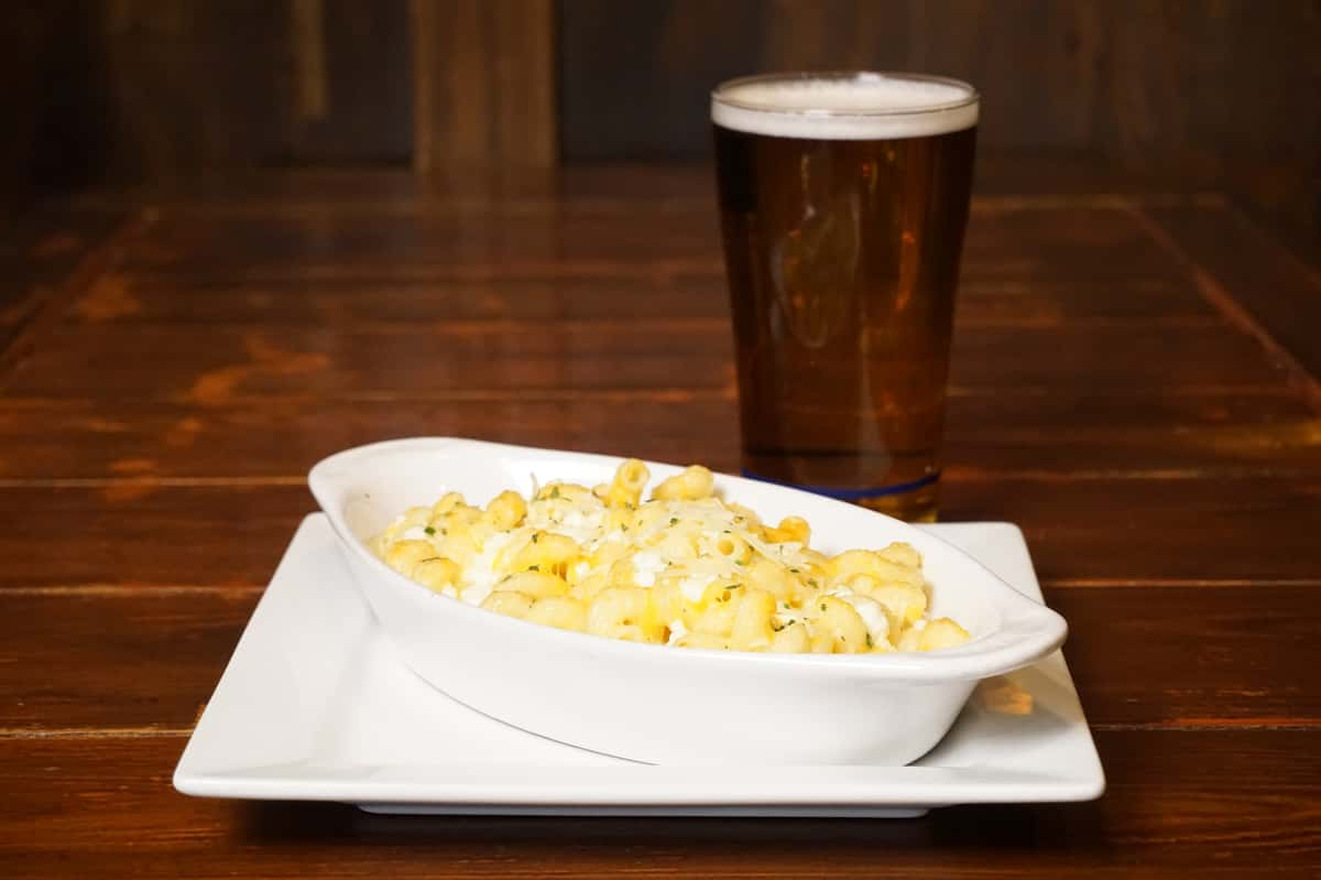 1/2 Pasta Mac - Regular Menu - Culhane&rsquo;s Irish Pub - Southside and 