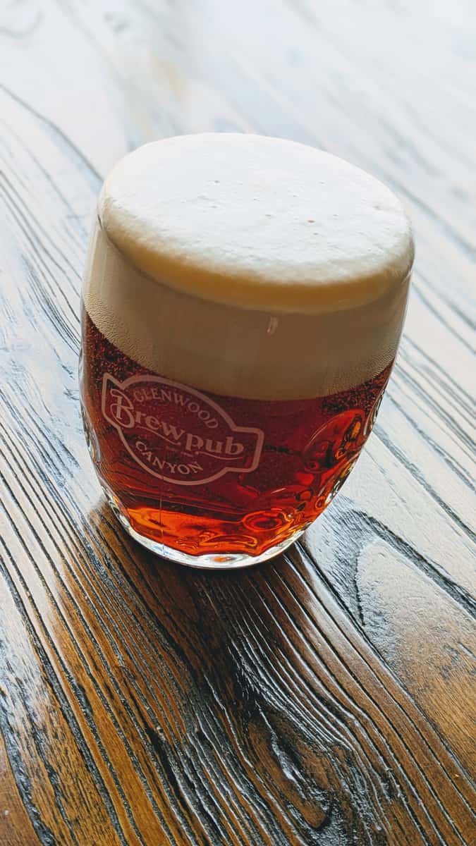 5.5% abv | 23 ibu
Vienna lagers originated in Austria in the mid-1800s. Filtered clear, copper-color, and medium body with a balanced bitterness. Malt forward beer with notes of honey, fresh baked bread, and subtle toffee and caramel.