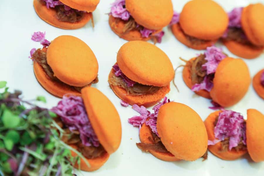 mini pulled pork sandwiches