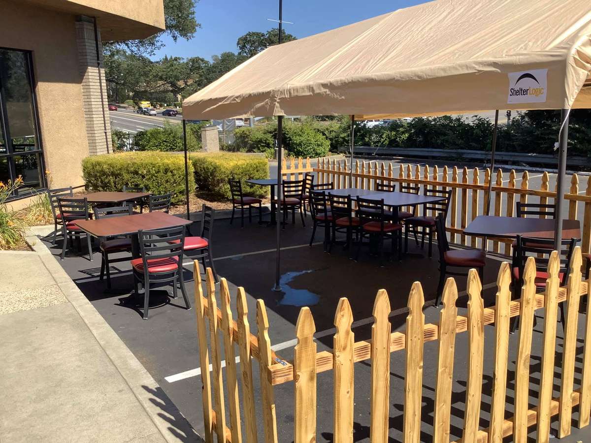 Exterior seating of La Cascada