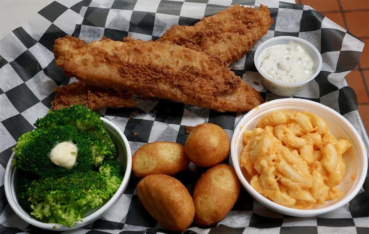 catfish dinner 