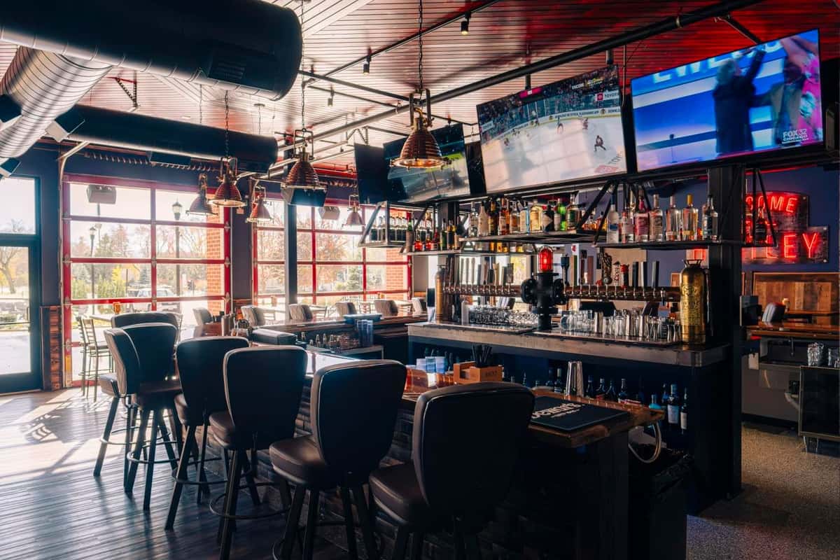 bar
