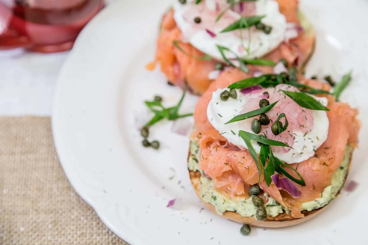 salmon benedict