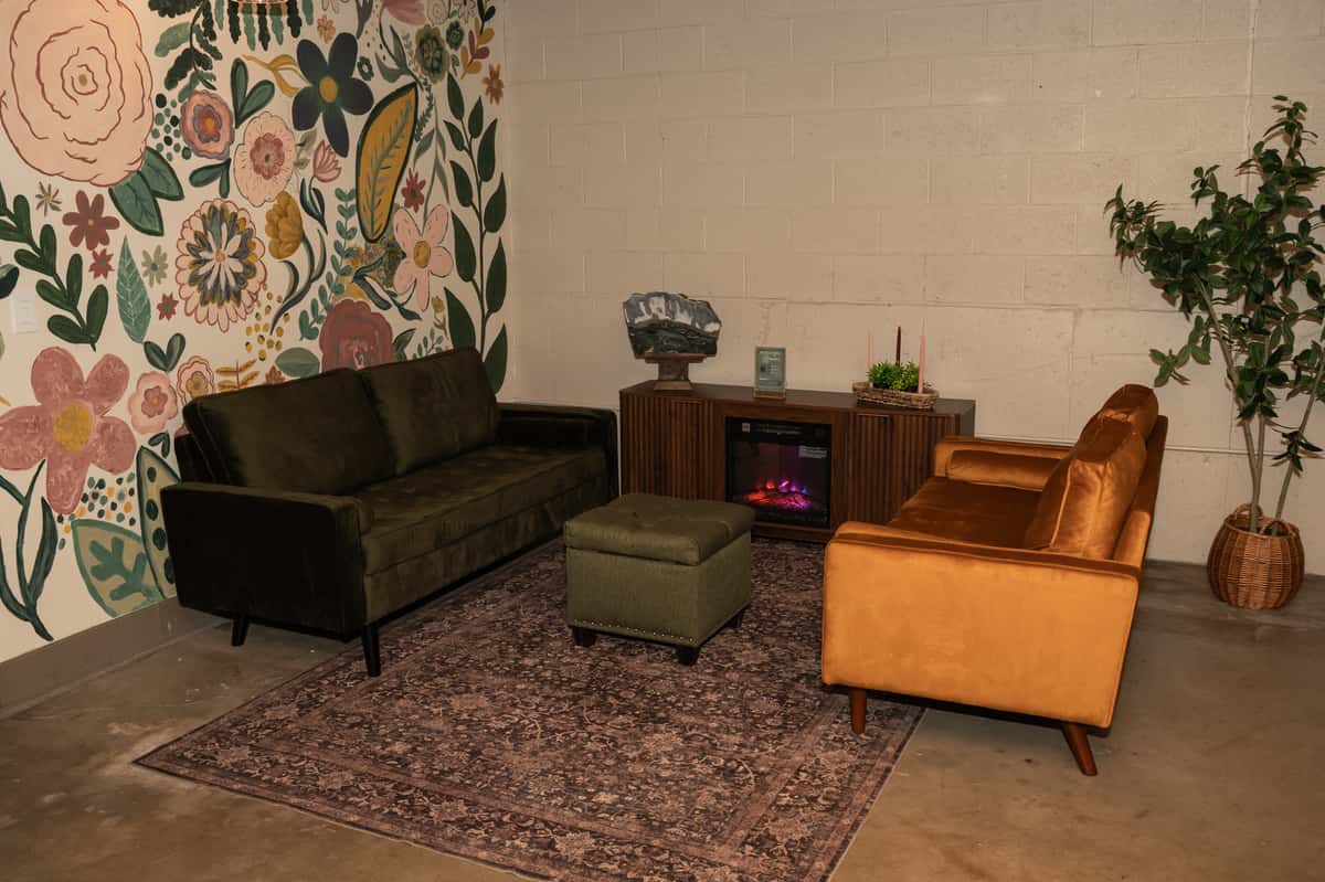 Back corner mural