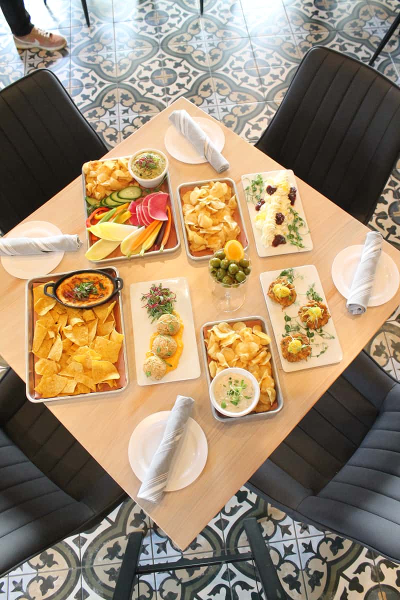 Tablescape