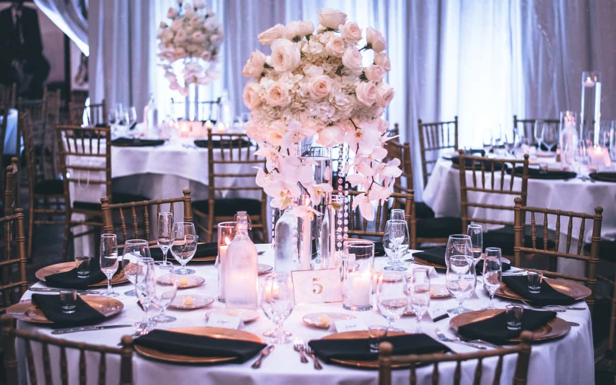 banquet table