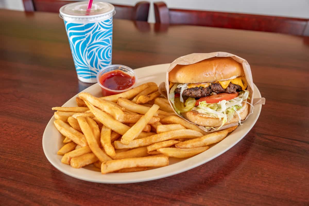 CheeseBurgerCombo_45Angle.jpg