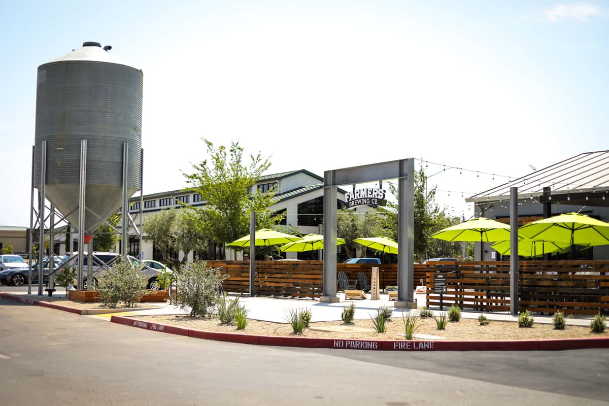 Farmers Brewing Co. Restaurant & Taproom