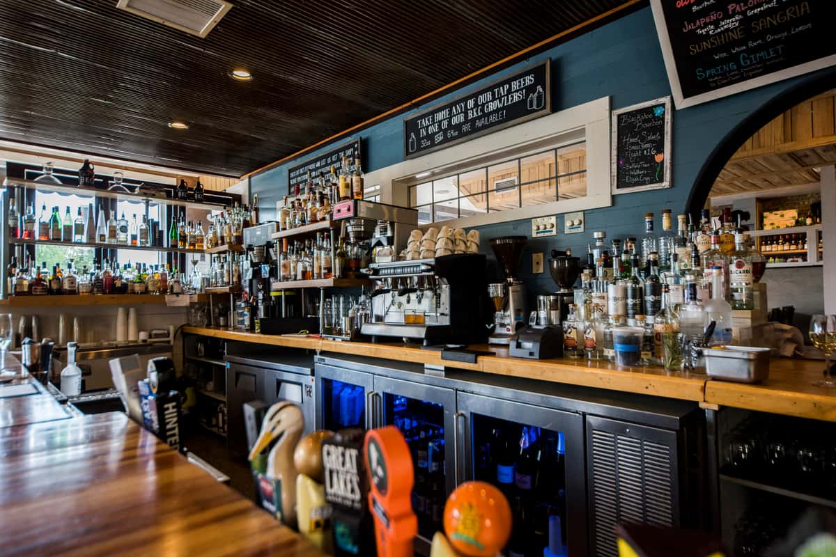 Story Hill bar
