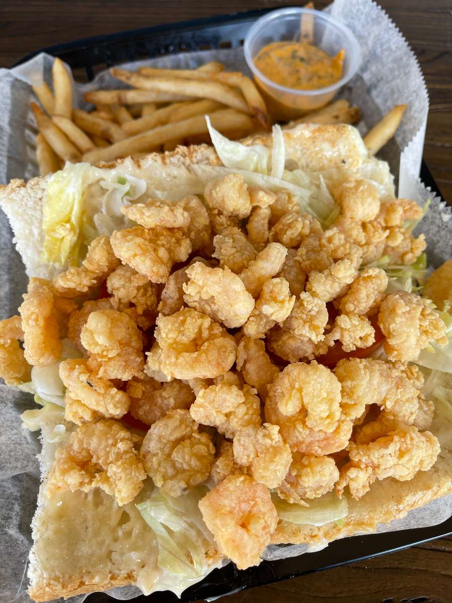 shrimp poboy