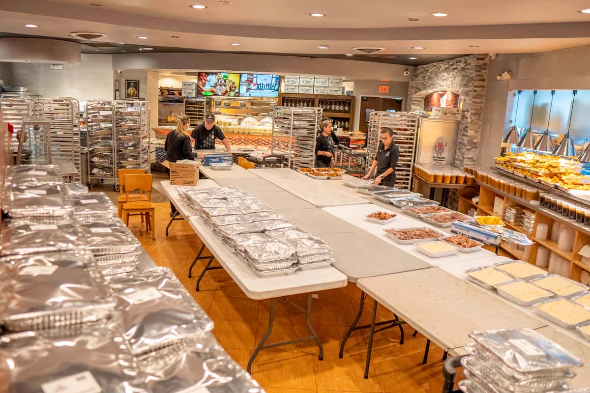 Catering La Esquina Del Lechon Cuban style Roasts Restaurant catering-la-esquina-del-lechon-cuban-style-roasts-restaurant