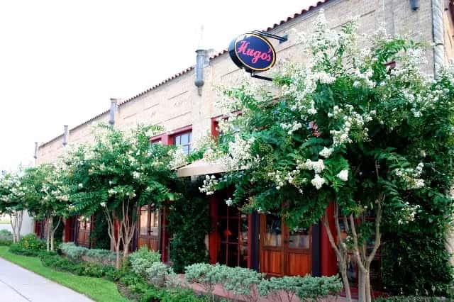Hugo's Exterior