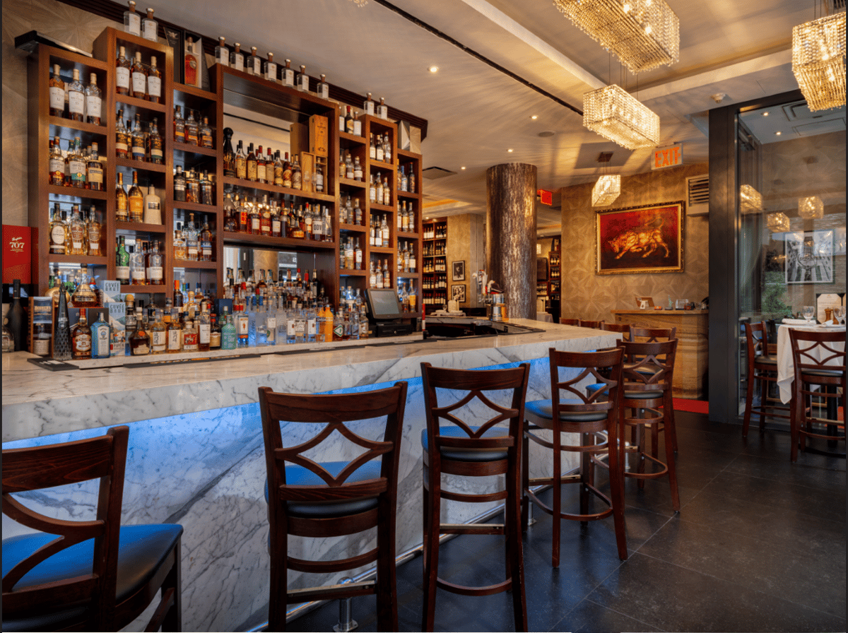 bar empire 54th front of the house