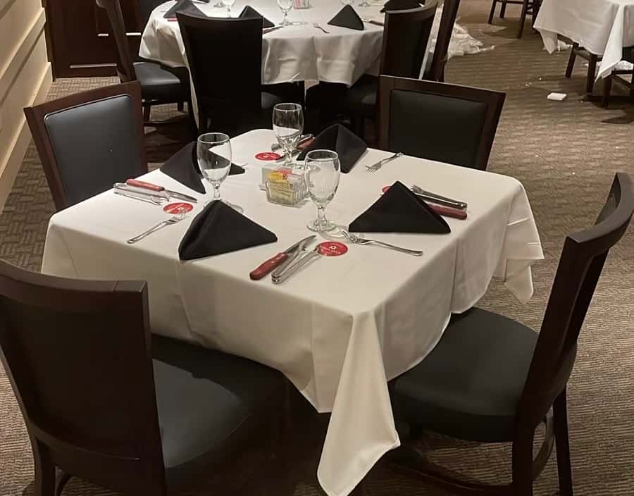 Table  set up