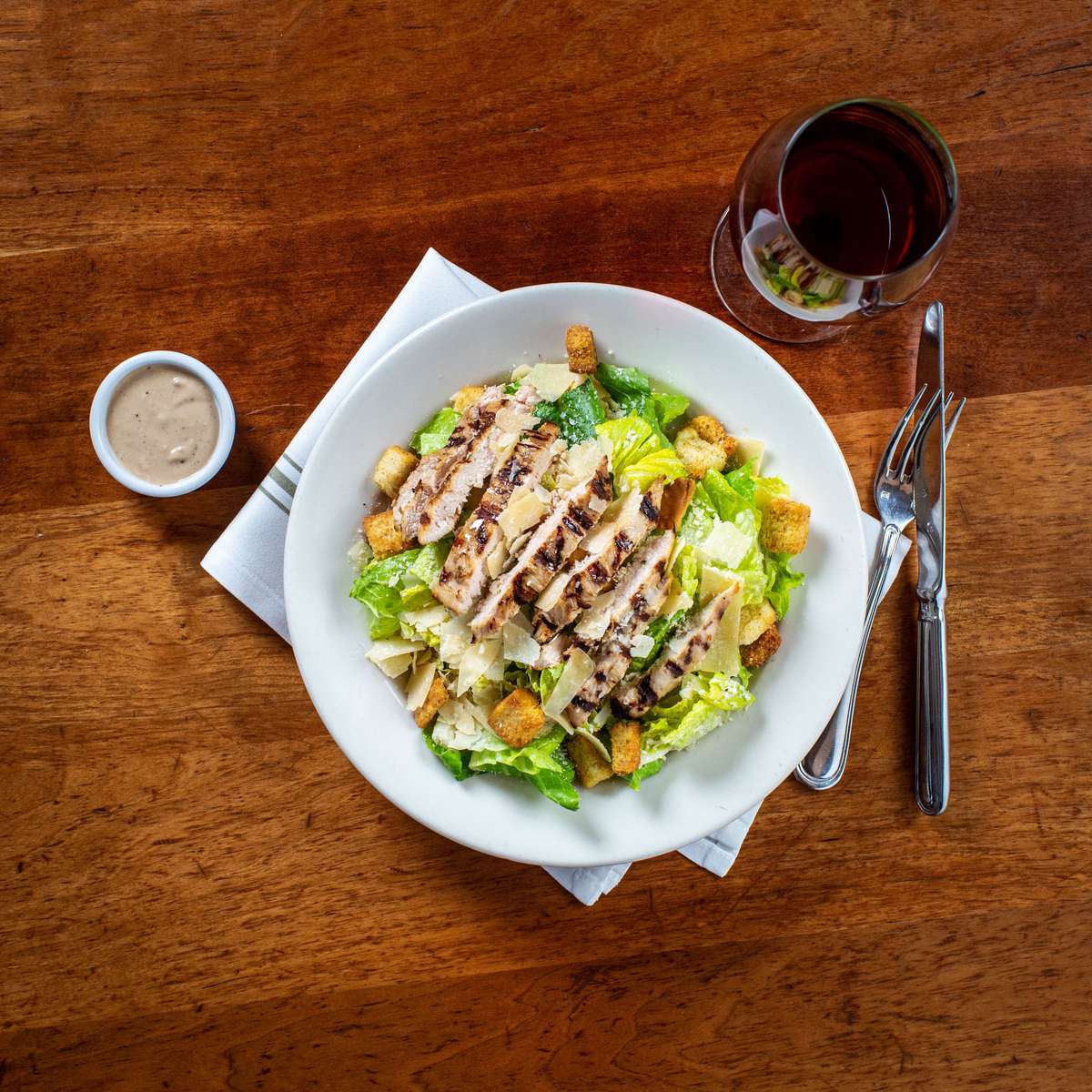 Salad with grilled chicken