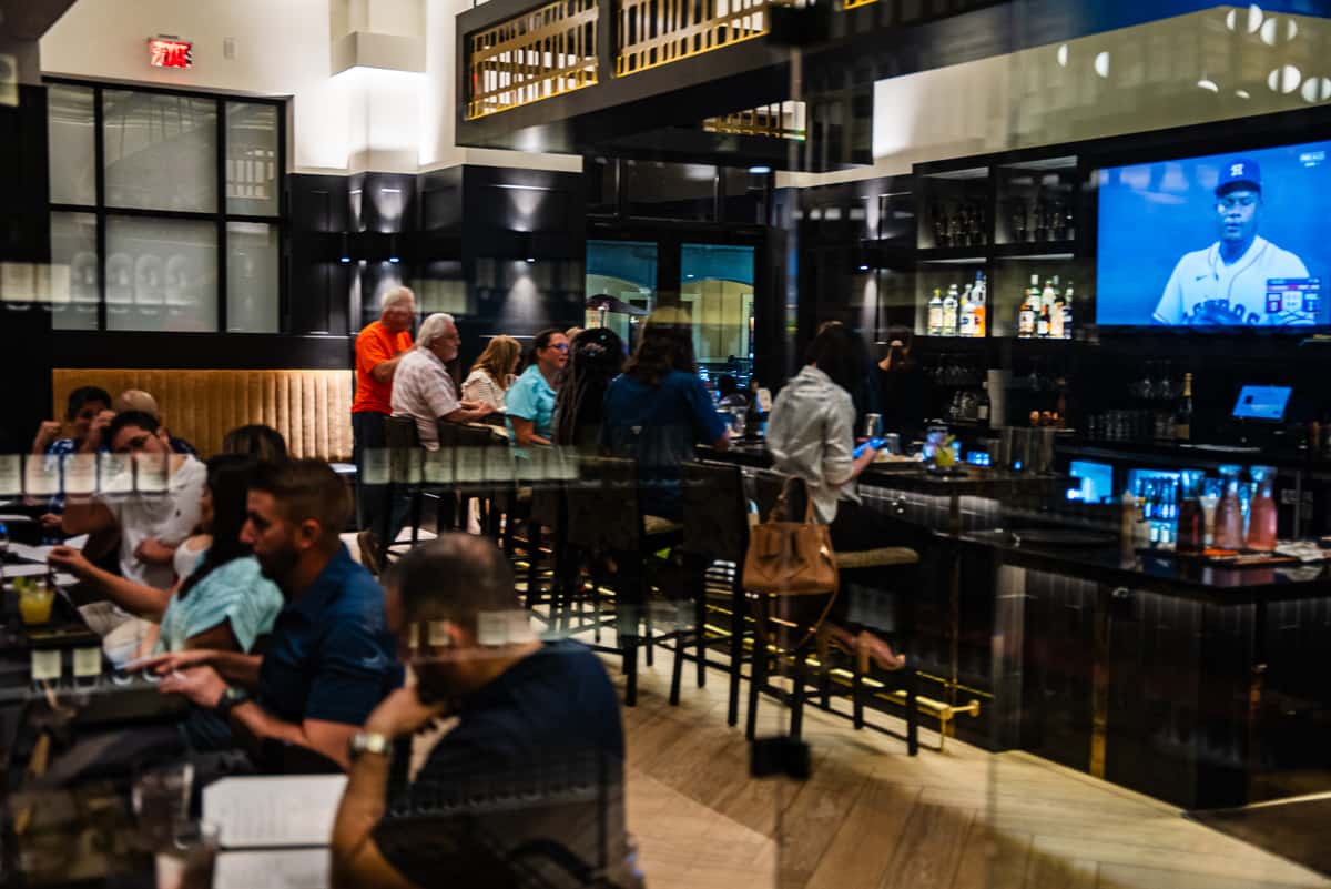 bar