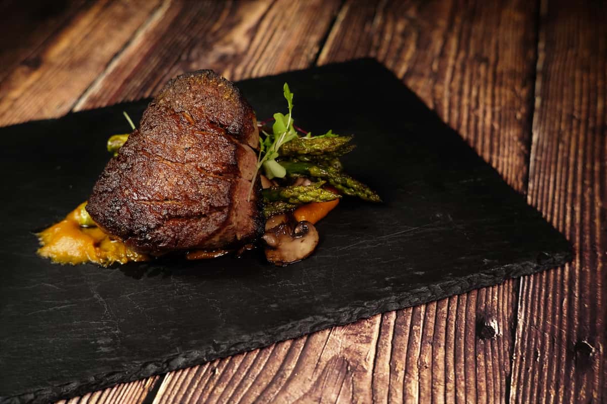 peppercorn crusted filet