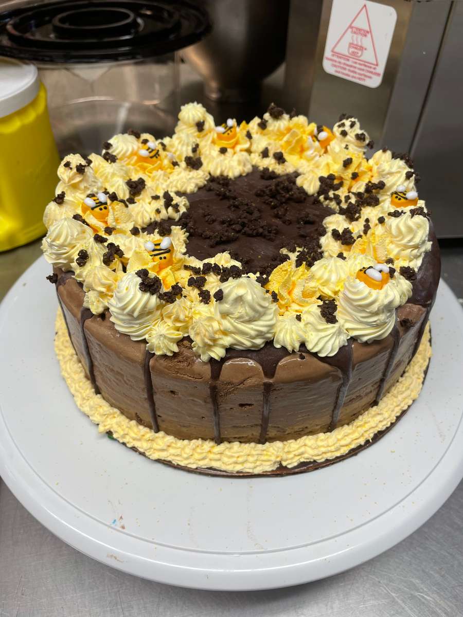 custom cake