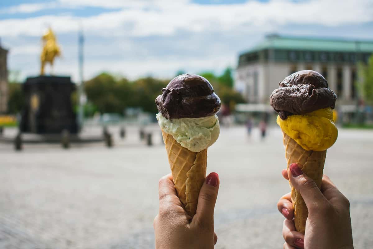 ice cream scoops